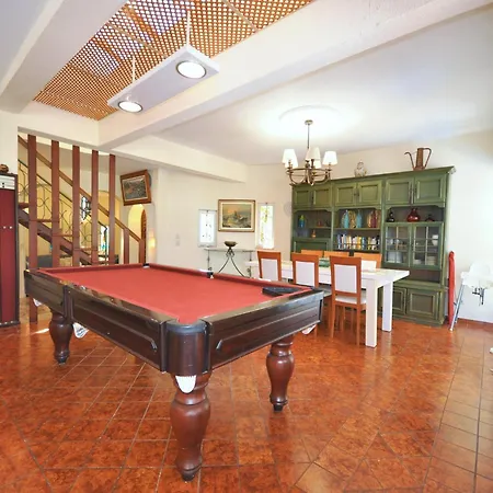 In Algarve Near Marina & Golf Course * Quarteira