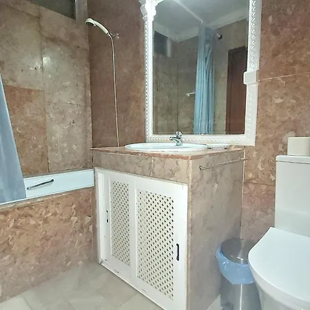 Modern In With Private Pool Holiday home *