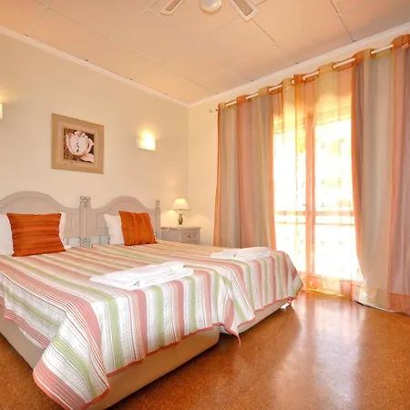 Holiday home Modern In With Private Pool Quarteira