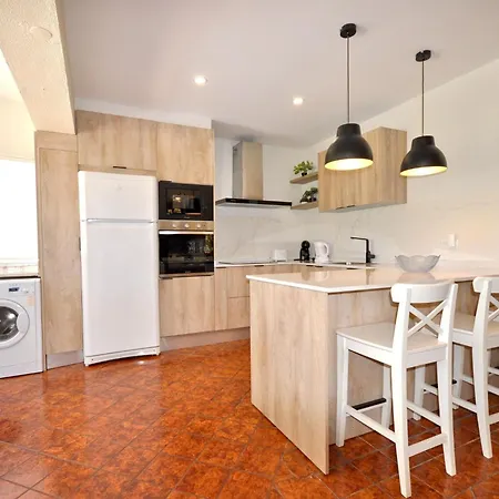 Modern In With Private Pool * Quarteira
